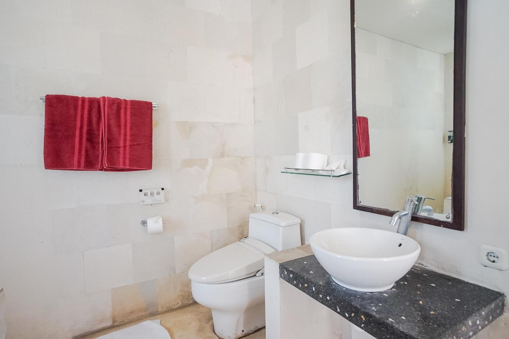 Queen Rose Villa & Spa Jimbaran Exterior foto