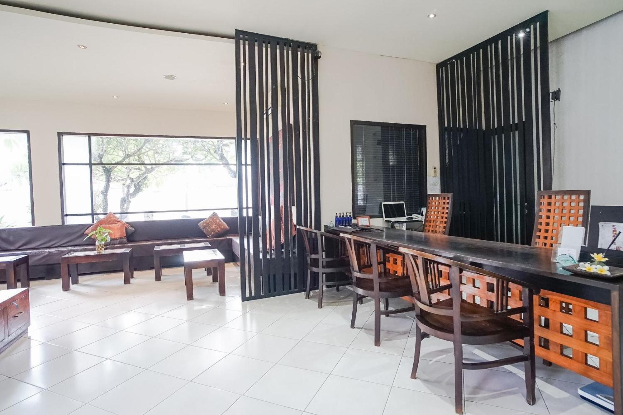 Queen Rose Villa & Spa Jimbaran Exterior foto