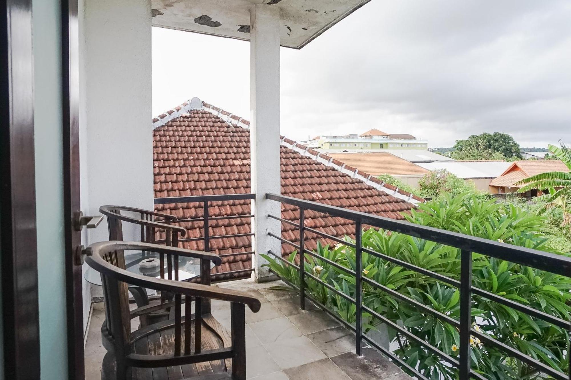 Queen Rose Villa & Spa Jimbaran Exterior foto